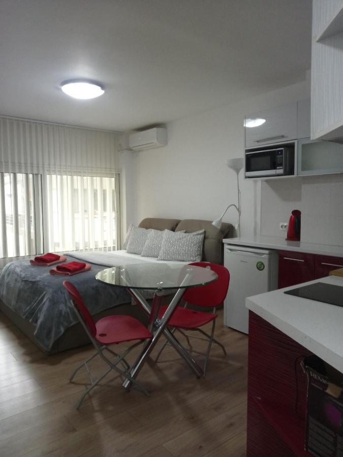 The New Near Akropolis Athen