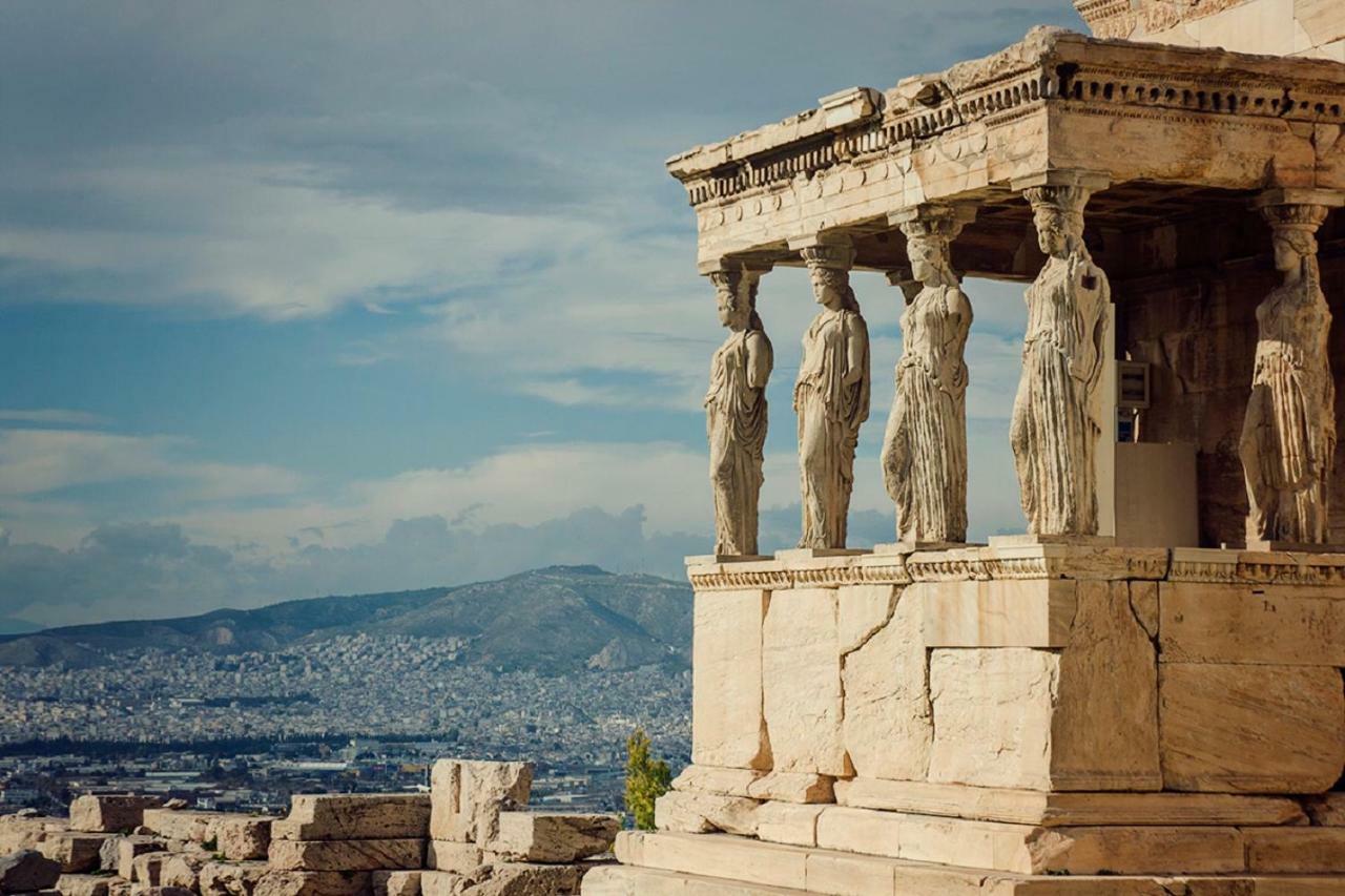 The New Near Akropolis